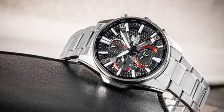 Casio Edifice EQB-1200 recenze – Co je na nich tak znepokojivého?